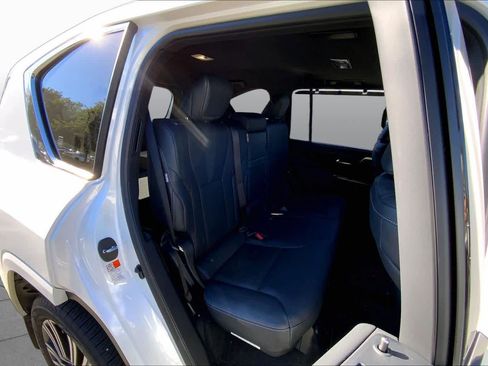 Certified 2026 Lexus LX 700h Luxury w/ Accessory Package (Z1) AWD/4WD image 20