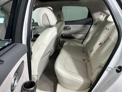 Used 2023 Genesis GV60 Performance image 26