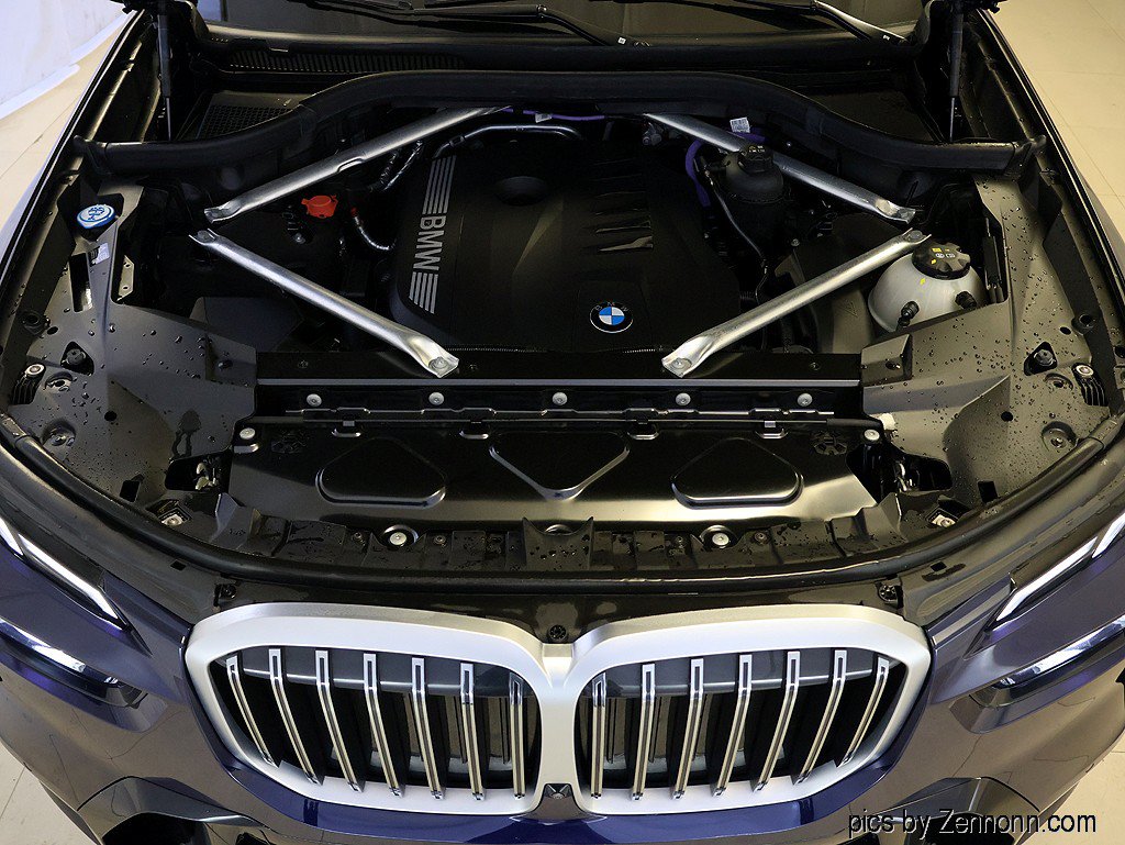 Certified 2025 BMW X7 xDrive40i AWD/4WD image 41