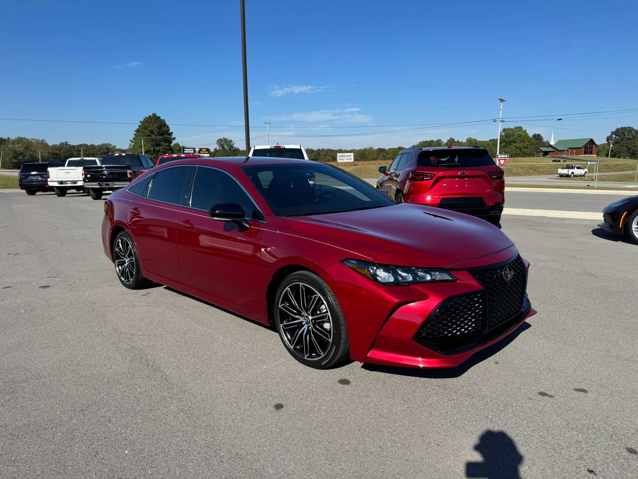Used 2019 Toyota Avalon XSE w/ All Weather Liner Package FWD image 1