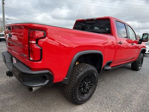 New 2026 Chevrolet Silverado 2500 ZR2 image 5