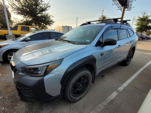 Used 2025 Subaru Outback Wilderness AWD/4WD image 1