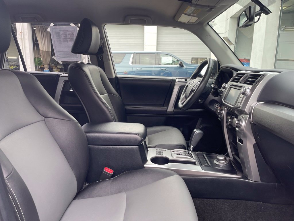 Used 2018 Toyota 4Runner SR5 Premium AWD/4WD image 23