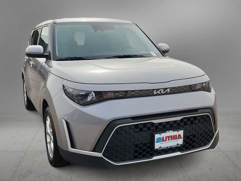 Used 2024 Kia Soul LX w/ Option Group 015 image 3