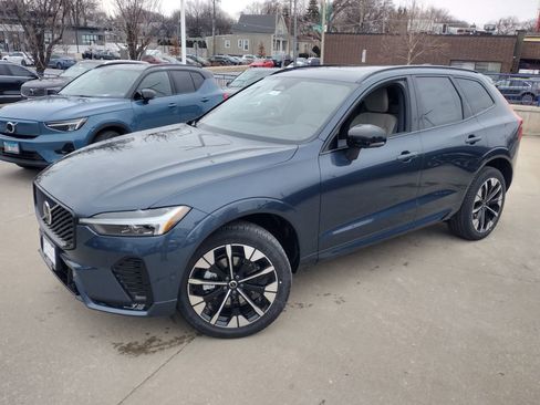 New 2026 Volvo XC60 B5 Plus w/ Climate Package image 2