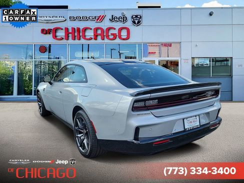 Used 2024 Dodge Charger Daytona Scat Pack w/ Plus Group AWD/4WD image 4
