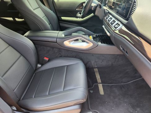 New 2025 Mercedes-Benz GLE 350 4MATIC image 13