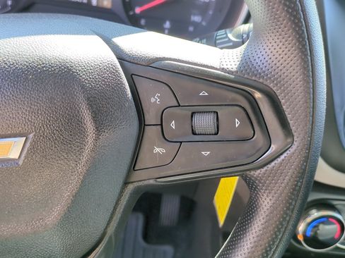 Used 2021 Chevrolet TrailBlazer LS FWD image 17
