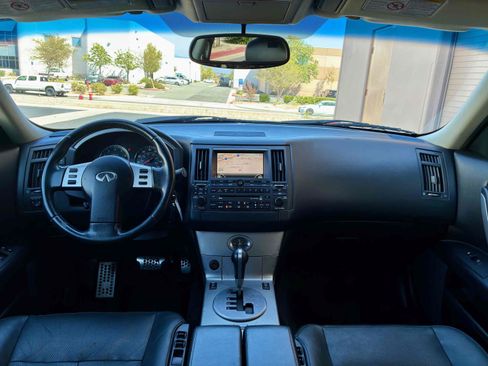Used 2005 INFINITI FX45 AWD w/ (U01) Technology Pkg image 16