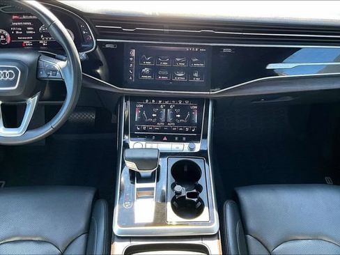 Used 2019 Audi Q8 Prestige AWD/4WD image 15