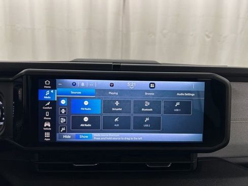 Used 2024 Jeep Gladiator Sport image 11