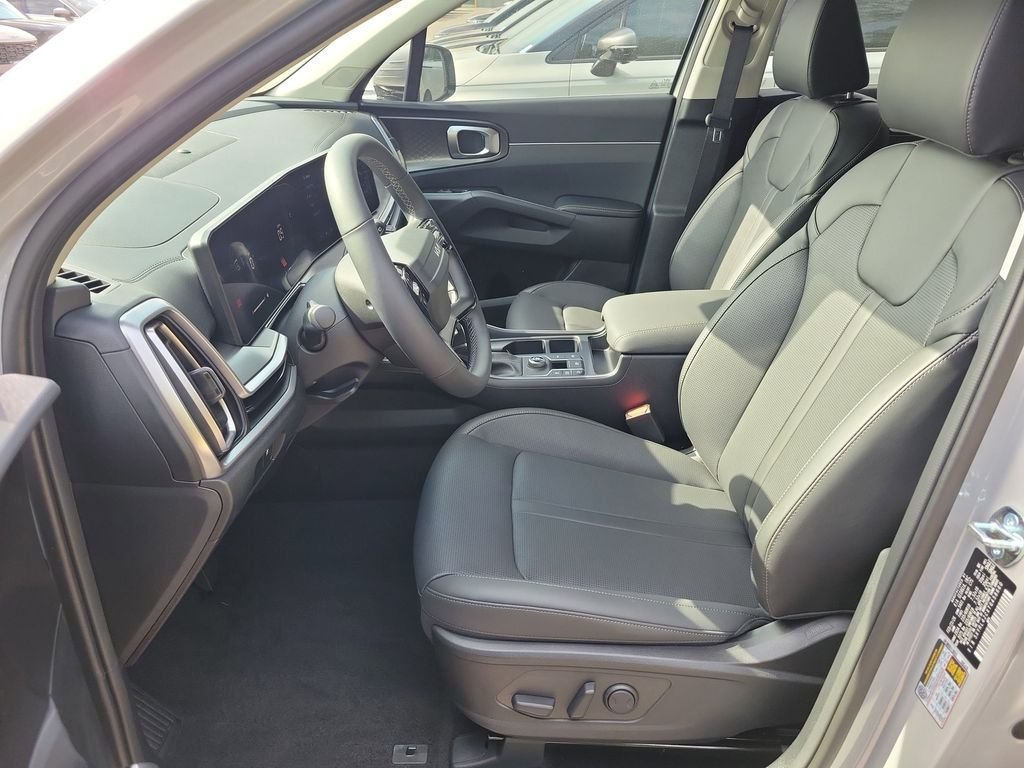 New 2026 Kia Sorento S w/ S Panoramic Sunroof Package FWD image 22