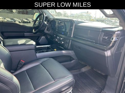 Used 2024 Ford F250 Lariat w/ Lariat Ultimate Package image 5