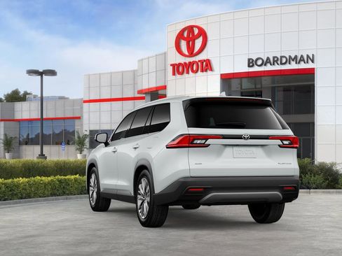 New 2026 Toyota Grand Highlander Platinum image 9