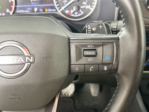 Used 2025 Nissan Rogue SV AWD/4WD image 20