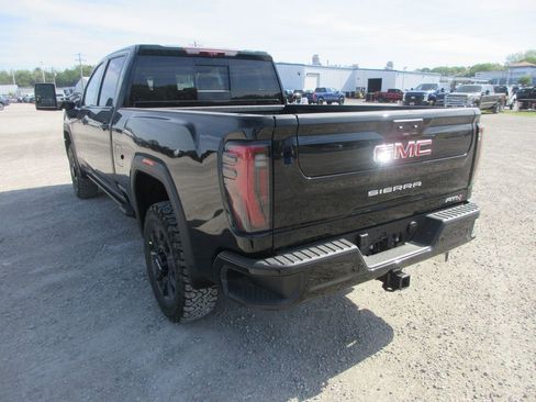 New 2026 GMC Sierra 2500 AT4 AWD/4WD image 7
