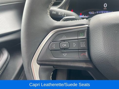 Used 2025 Jeep Grand Cherokee L Laredo AWD/4WD image 24