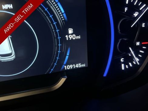 Used 2020 Hyundai Santa Fe SEL image 11