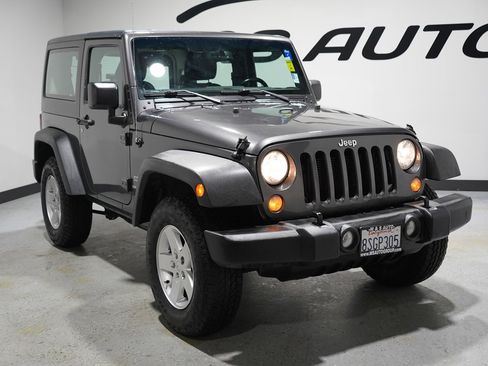 Used 2017 Jeep Wrangler Sport w/ Quick Order Package 24S image 5