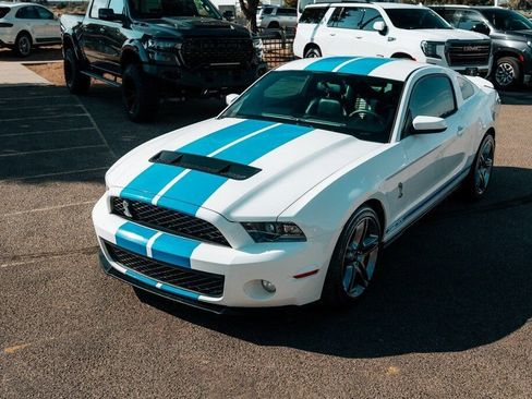 Used 2011 Ford Mustang Shelby GT500 RWD image 13
