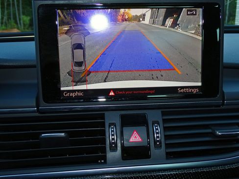 Used 2018 Audi S6 Premium Plus image 25