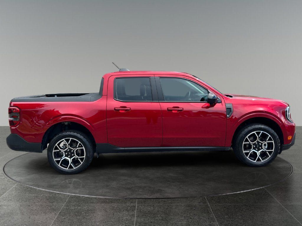 Used 2025 Ford Maverick Lariat w/ 4K Tow Package AWD/4WD image 11
