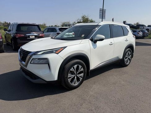 Used 2021 Nissan Rogue SV AWD/4WD image 4