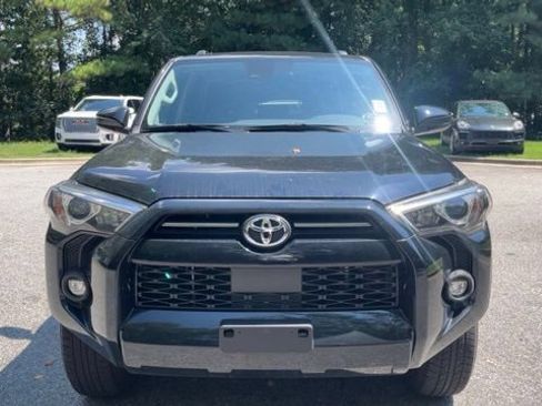 Used 2023 Toyota 4Runner SR5 AWD/4WD image 3