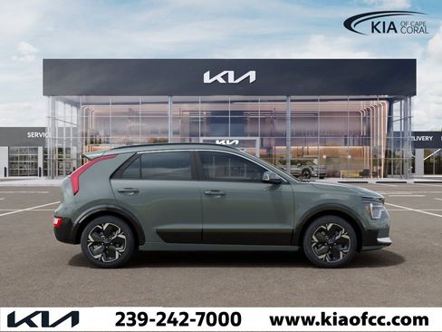 New 2026 Kia Niro Wind FWD image 7