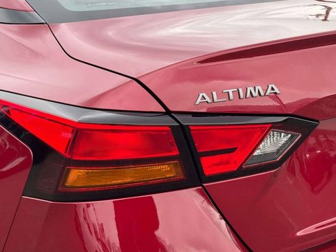 Certified 2025 Nissan Altima 2.5 SL image 11