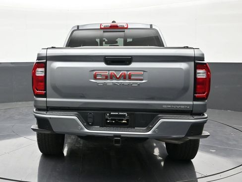 Used 2023 GMC Canyon Denali image 4