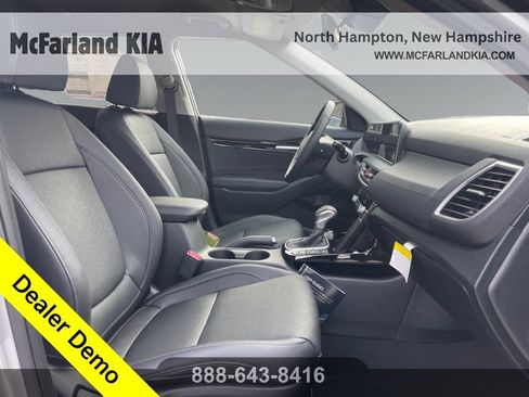 New 2025 Kia Seltos EX image 17