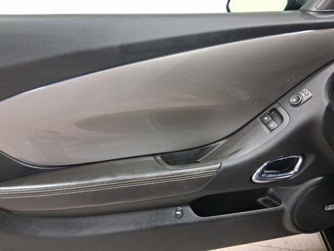 Used 2011 Chevrolet Camaro SS RWD image 17