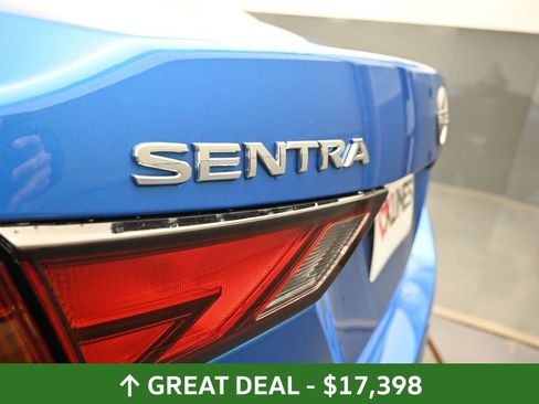 Used 2024 Nissan Sentra SV image 18