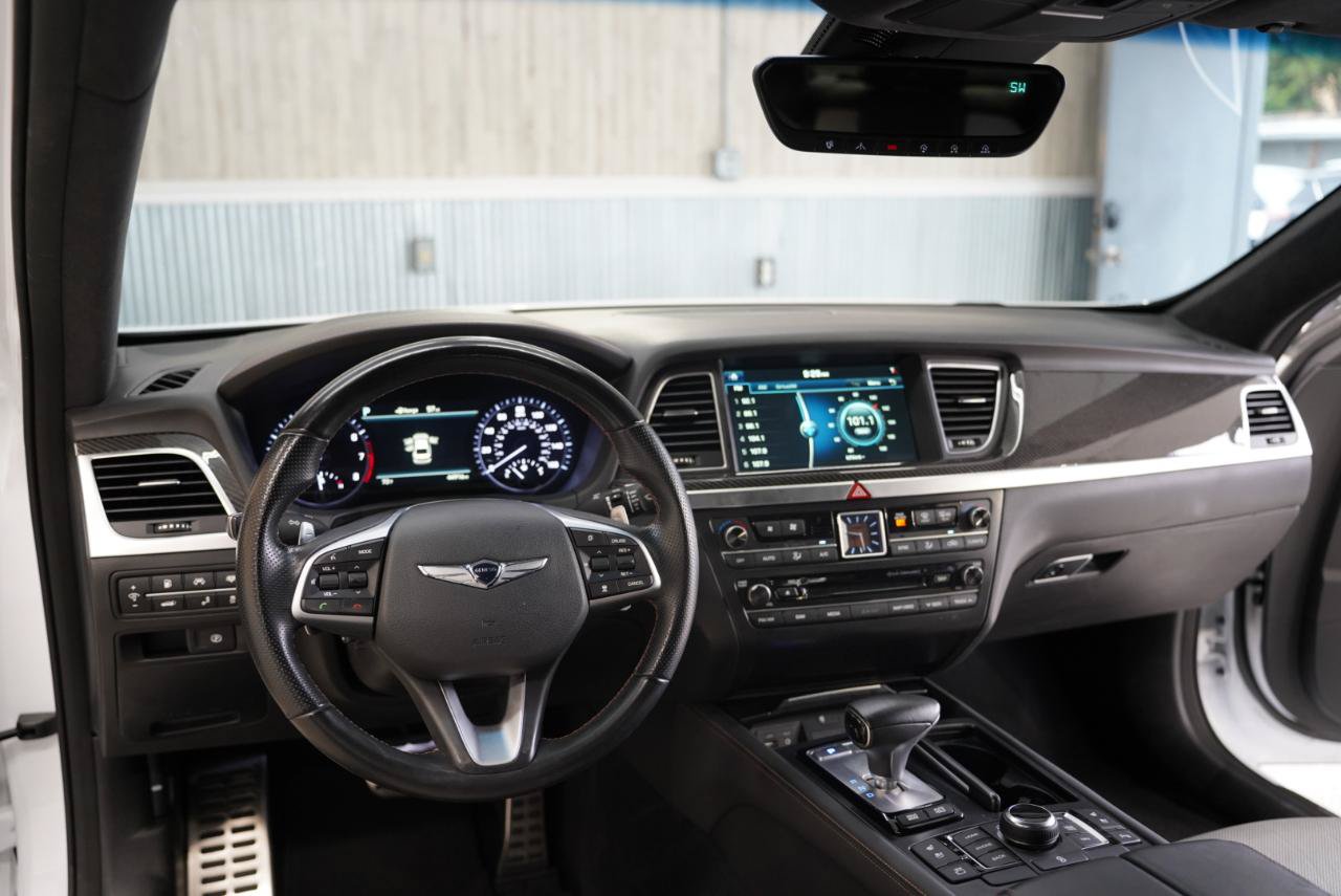 Used 2018 Genesis G80 3.3T Sport RWD image 11