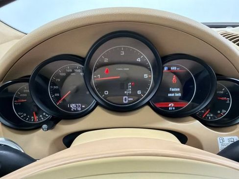 Used 2014 Porsche Cayenne Diesel AWD/4WD image 32