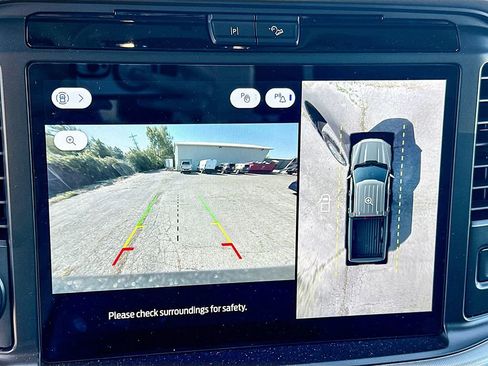 New 2025 Ford F150 Lariat w/ Equipment Group 502A High image 32