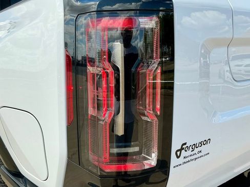 Used 2025 GMC Hummer EV 3X image 13