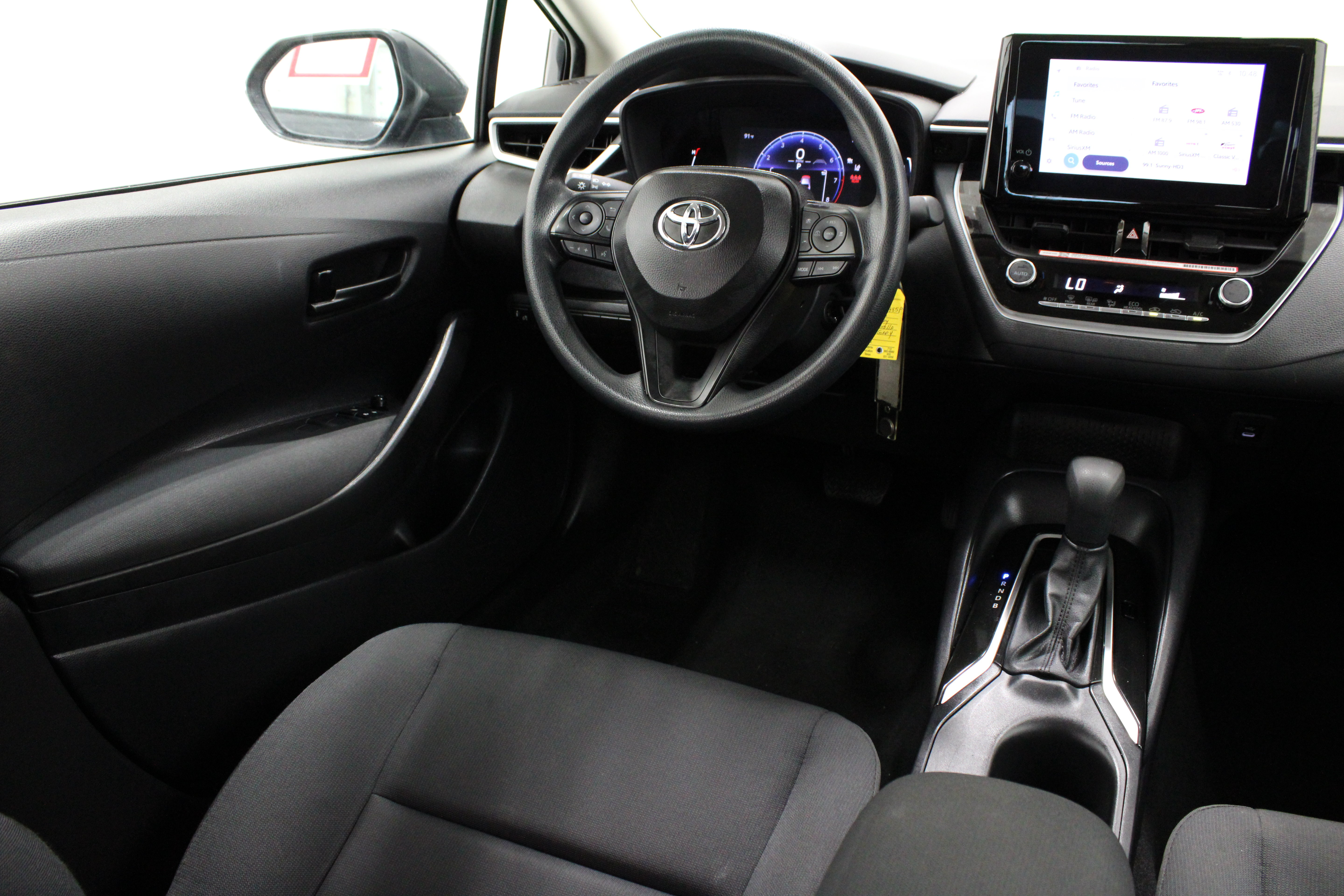 Certified 2026 Toyota Corolla LE FWD image 28