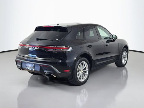 Used 2025 Porsche Macan AWD/4WD image 5