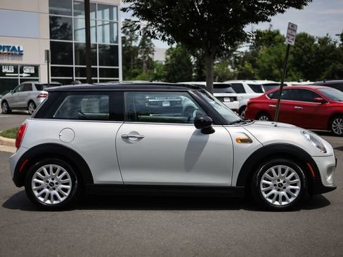 Used 2016 MINI Cooper 2-Door Hardtop FWD image 9