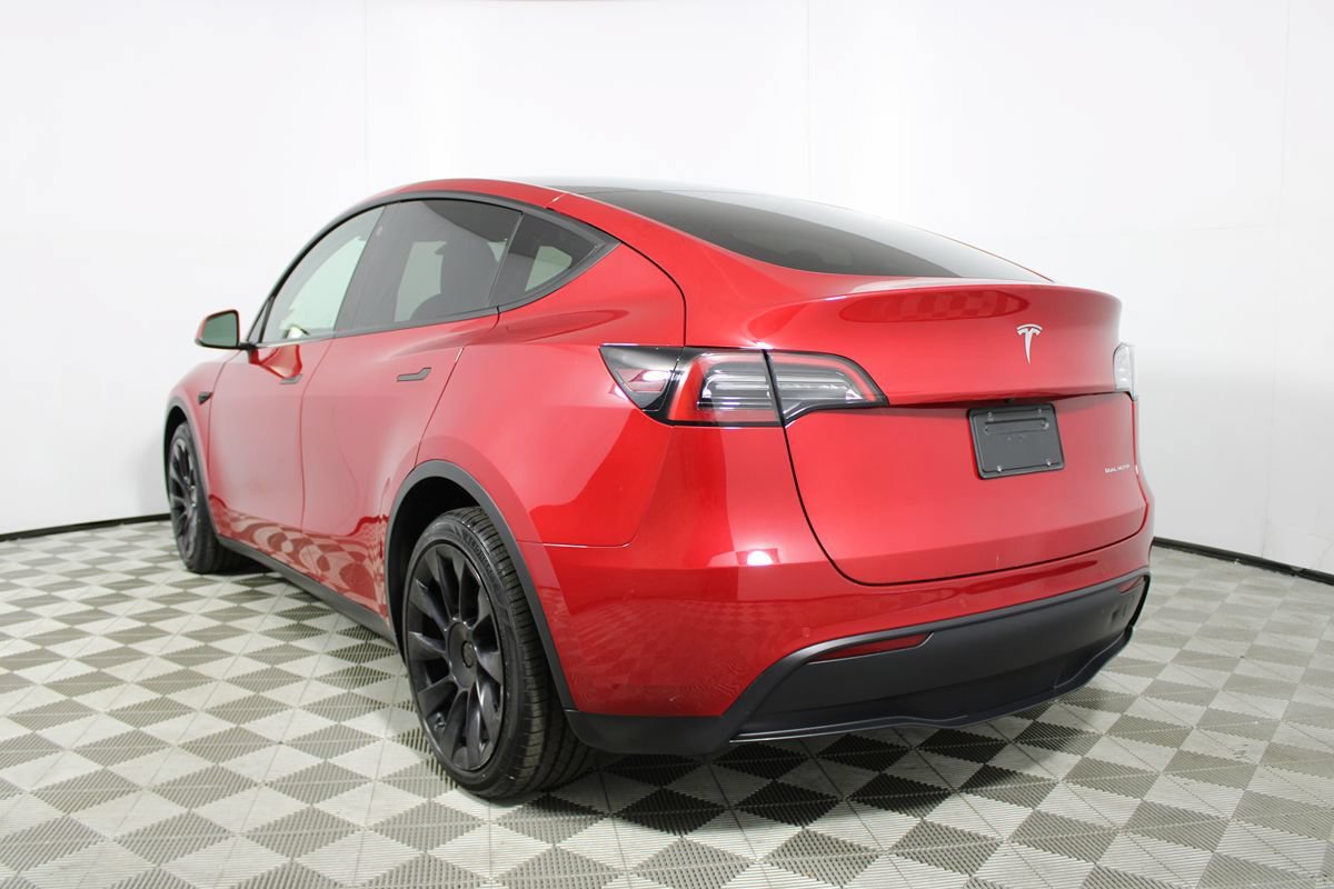 Used 2022 Tesla Model Y Long Range AWD/4WD image 6