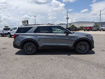 New 2026 Ford Explorer ST w/ Sun And Sound Package