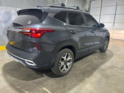 Used 2023 Kia Seltos EX AWD/4WD image 7