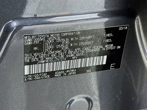 Used 2018 Toyota RAV4 XLE FWD image 27