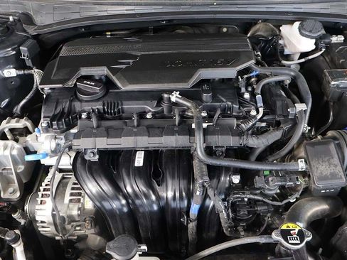 Used 2025 Hyundai Elantra SEL FWD image 20