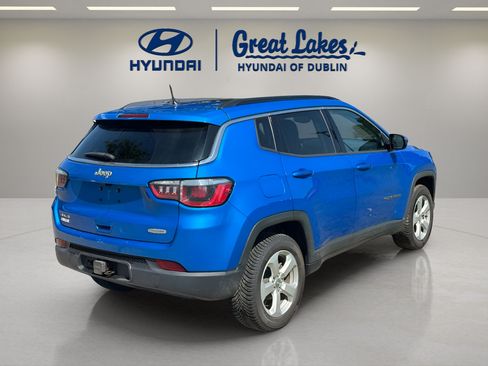 Used 2018 Jeep Compass Latitude w/ Cold Weather Group AWD/4WD image 5