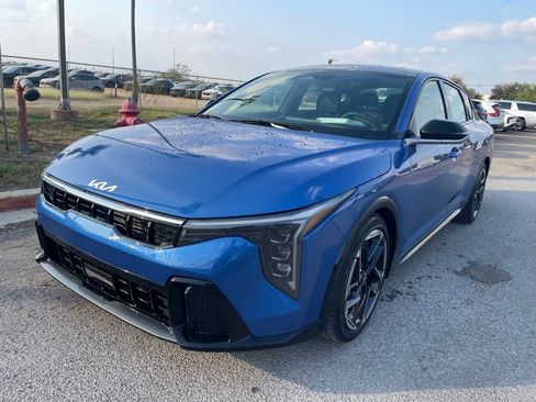 New 2025 Kia K4 GT-Line w/ GT-Line Sunroof Package image 3