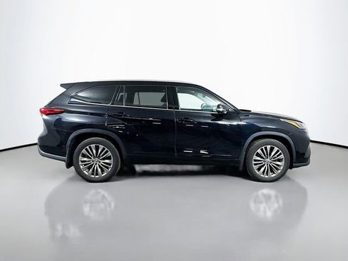 Used 2021 Toyota Highlander Platinum AWD/4WD image 7