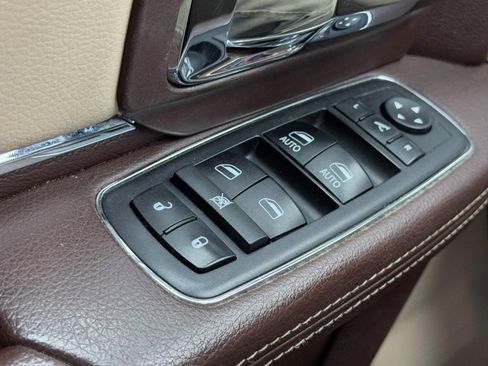 Used 2018 RAM 1500 Laramie w/ Convenience Group image 23